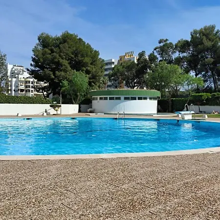 Stylish Beachfront Escape . Steps To . Wifi Appartement Portimão