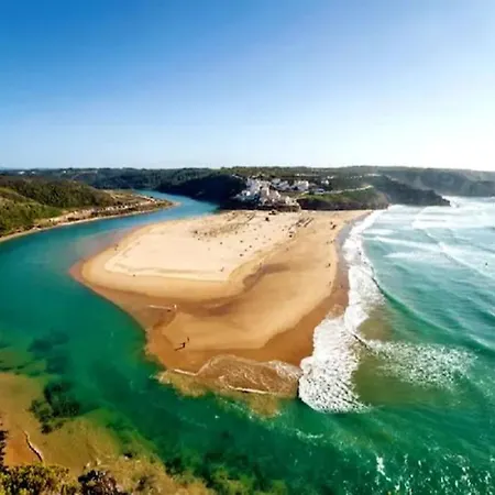 Stylish Beachfront Escape . Steps To . Wifi * Portimão