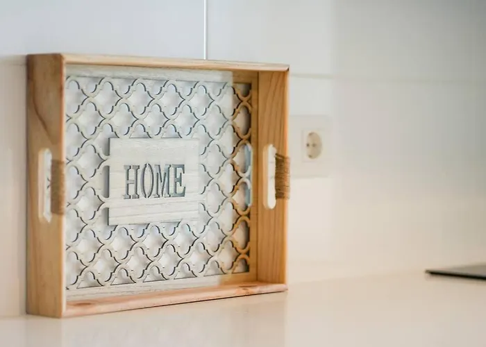 Apartamento Stylish Beachfront Escape . Steps To . Wifi Portimão