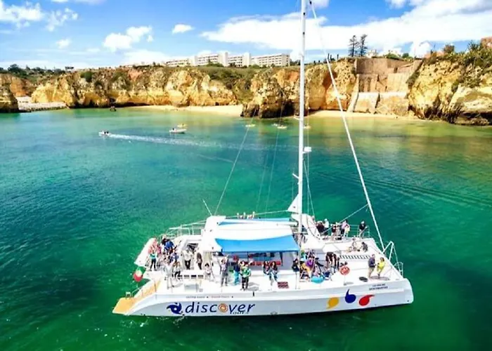 Stylish Beachfront Escape . Steps To . Wifi *