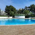 Stylish Beachfront Escape . Steps To . Wifi Διαμέρισμα Portimão