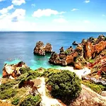 Διαμέρισμα Stylish Beachfront Escape . Steps To . Wifi