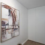 Stylish Beachfront Escape . Steps To . Wifi Διαμέρισμα *