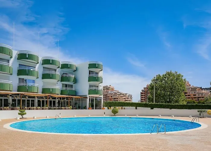 Stylish Beachfront Escape . Steps To . Wifi Apartament Portimão