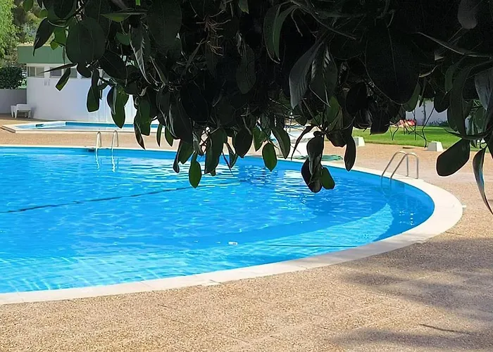 Stylish Beachfront Escape . Steps To . Wifi Apartament Portimão