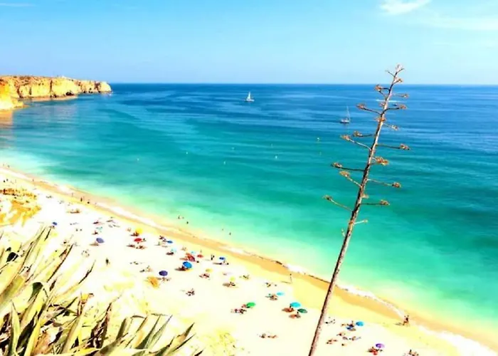 Stylish Beachfront Escape . Steps To . Wifi Portimão