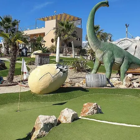 Stylish Beachfront Escape . Steps To . Wifi 波尔蒂芒