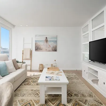 Stylish Beachfront Escape . Steps To . Wifi 波尔蒂芒